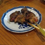 漁火と炭火焼き酒場まつむら - 美味しく追加した親鳥@286×2