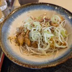 もつ煮込み みつ子 - これが牛白もつ…　これ最高にうんまいですね〜