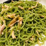 龍口酒家 - クロレラが練り込まれた里麺