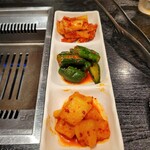焼肉 ふくはら - キムチ盛り合わせ