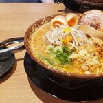 吟醸味噌らーめん まごころ亭 黒埼店 - こだわりのニンニク