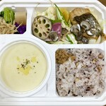スープとカレー ボンジョルネ - ◯真鯛のポワレ　きのこクリームソース（￥1,560）