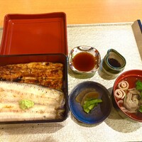 うなぎ 海雲 - 配膳時の「相盛うな重　特上」（税込4,700円」、肝吸も美味しかったです。