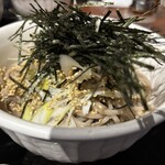 なぜ蕎麦にラー油を入れるのか。 西武新宿店 - 