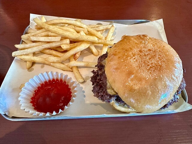 Big Bad Burger （ビッグバッドバーガー） - 三沢/ハンバーガー | 食べログ
