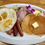 ラ・オハナ - 料理写真:パンケーキハワイアンブレックファースト
