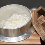 中目黒 中勢以 - 炊き立て羽釜ごはん