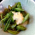 ペンション はなのや - こごみのお浸しマヨネーズ添え