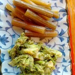 ペンション はなのや - ふきの煮物とうるいの胡麻和え