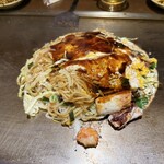 よしもと - ぶた、広島焼き　追加そば
