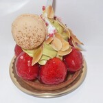 パティスリーマサ - ・「ピスタチオチョコクリームと苺のタルト(¥702)」