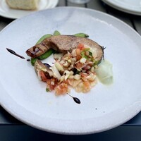 レストラン ラ・マーレ - 佐島産サワラのスパイス焼き
                      焼きサルサとゴルゴンゾーラのソース