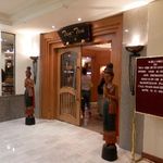 TEN TEN SUKI RESTAURANT - 店舗入口