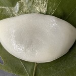 久栄堂菓子舗 - 『かしわ餅(こしあん)』