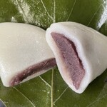 久栄堂菓子舗 - 『かしわ餅(こしあん)』