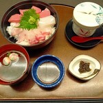 瀬戸内味覚処 芸州 本店 - 海鮮丼定食