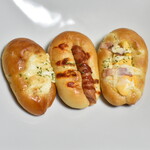 ボンマタン - 料理写真:３種のミニドッグ（３０２円）２０２５年５月