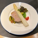 la-bas - 2. 豊橋産あいちひめのパテ、ボルドー産のホワイトアスパラガス
