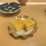 すしのいずみ - 芝海老のすり身入りの玉子焼き