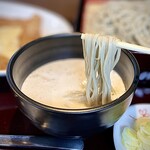 蕎麦貴石 - お蕎麦をつけていただきます(∩❛ڡ❛∩)