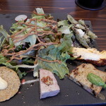 La Rondine - 前菜５種とサラダ