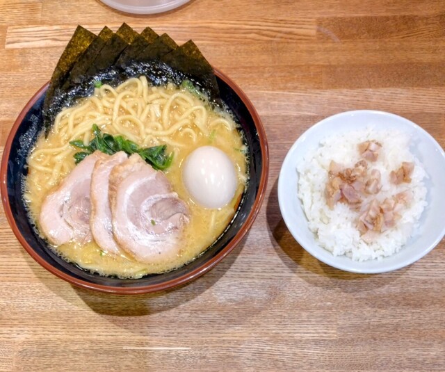 横濱家系ラーメン 前田家 - 苫小牧（ラーメン）の写真