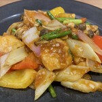 CHINESE DINING 瑞 - 香辣鶏片超アップ