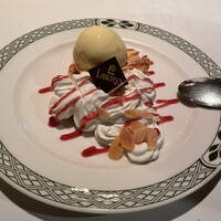 ロウリーズ・ザ・プライムリブ 恵比寿ガーデンプレイス店 - 