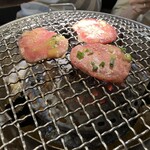 大衆ホルモン肉力屋 - 