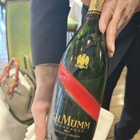 シェ・イノ - 