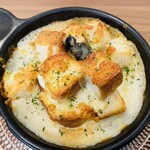 つむぐカフェ - 揚げナスとミートソースのパングラタン