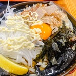 麺紡 - マヨ追加でマヨラー狂喜乱舞のサラダうどんに