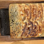 かば屋 - 羽根付き餃子