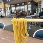 きどっこ食堂 - 料理写真:外でラーメンを食べる。