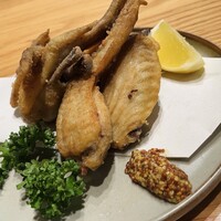 手羽先コンフィのフリット