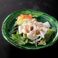 烏賊（イカ）の湯引き ～白灼（バイジュオ）ソース～ 