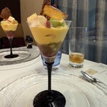 メイ - 9皿目メロンとマンゴーのパフェ