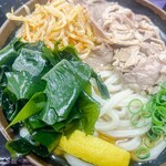 麺紡 - ピリ辛肉もやしわかめうどん