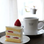 coffee house takizawake - ショートケーキ（730円） メキシコ デカフェ（630円）