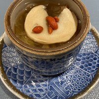 中国薬膳料理 星福 - アワビ入り薬膳蒸しスープ