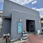 オリビエレイン - 店前に駐車場