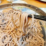 あづみ野食品 - 蕎麦のアップです。