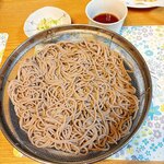 あづみ野食品 - 蕎麦が茹で上がりました。