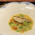 八王子うかい亭 - 完成〜d(≧▽≦*)
      そら豆や枝豆のソースも鉄板で仕上げてくれました♪