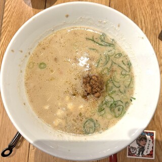 すする 担々麺_0