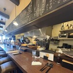 バルハチゴー - カウンター席はこんな感じ♡