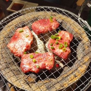 本格炭火焼肉ホルモンえにし_1