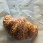 レ・ザンジュ・ベイ・ヨコハマ - イズニークロワッサン