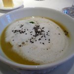 レストラン コバヤシ - ジャガイモのポタージュ　生牡蠣の牛乳の泡添え