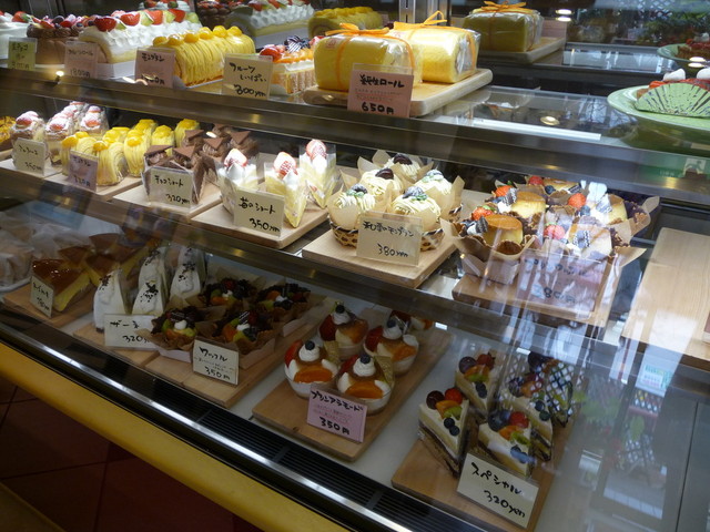 ボルドー洋菓子店 屋島店 Patisserie Trefle 潟元 ケーキ 食べログ